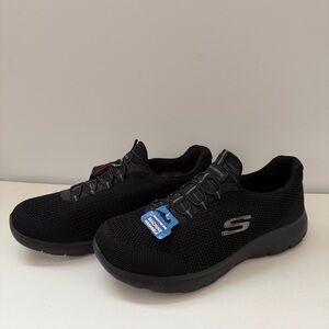 NWT Skechers Summits Cool Classic Sneakers 7.5W